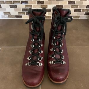 Sorel Boots size 8.5 women’s